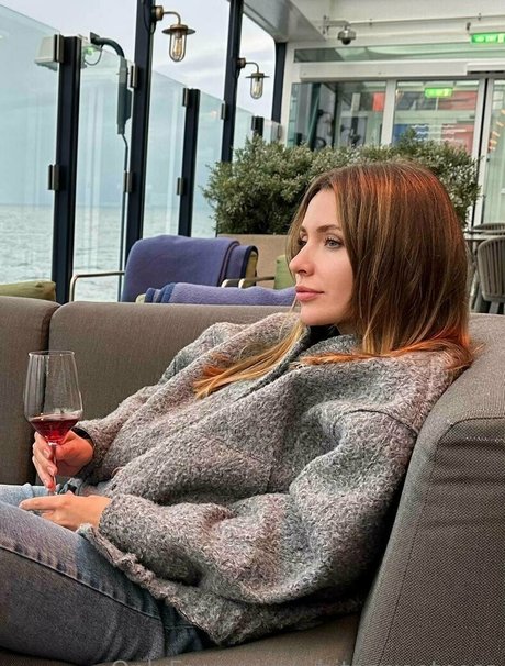 whitesweetness nudes pornstar pictures