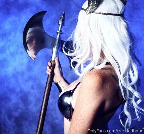 Freckledhobo top model pictures