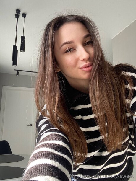 Emily Sweet star adult image