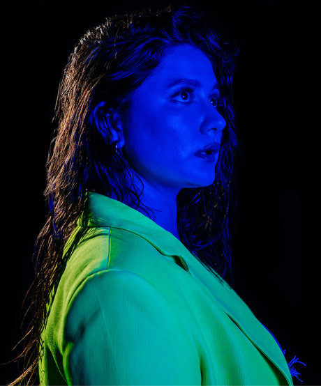 Emma Kenney hd actress pictures