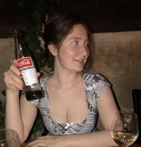 Emma Kenney pornstar top pics