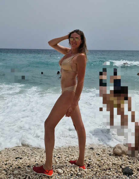 Damdamlive exclusive model gallery