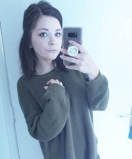 cowtail pornstar erotic pic