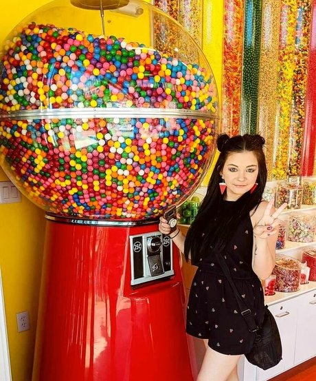 cowtail exclusive model pictures