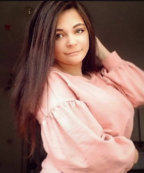 cowtail nice actress picture