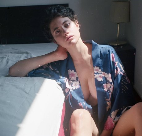 Anna Pittureri pornstar sexy images