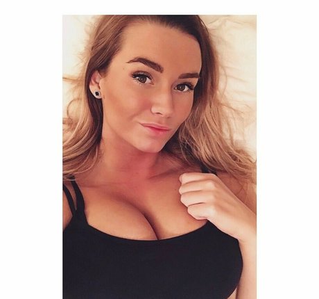 naked girls onlyfans perfect photos