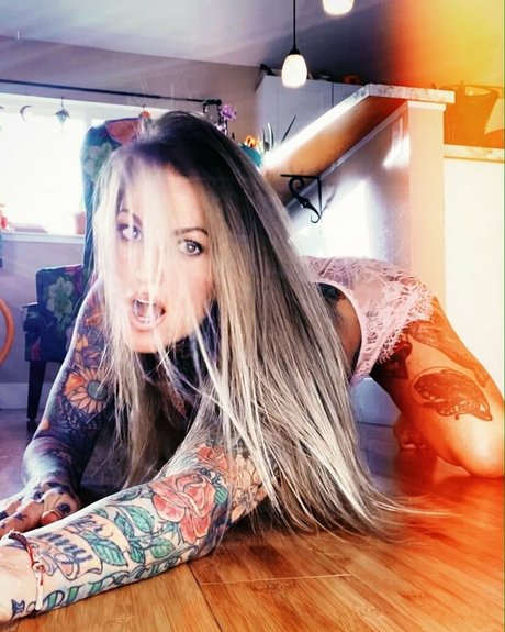 janine best star archive