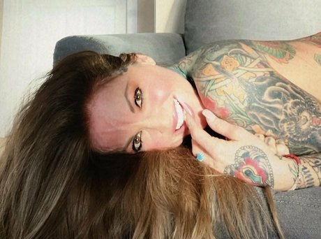 janine sex model pic