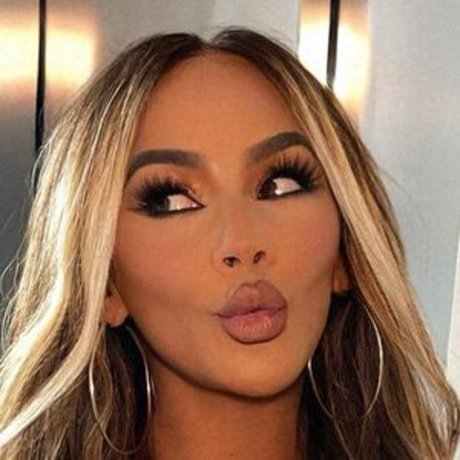 Chelsee Healey high quality pornstar images