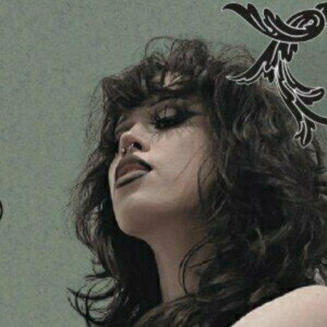 emundead naked actress pictures