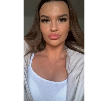 Sarah Slavo adult star pic