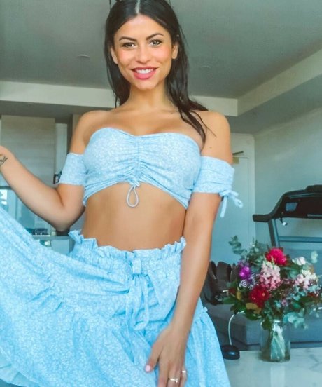 Justine Reine Marie free star img