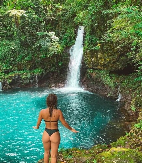 Justine Reine Marie star pretty images