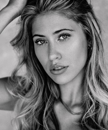 OhMurci model best picture