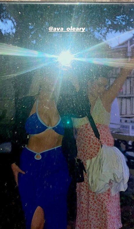 Jasmine Ramage star art photos