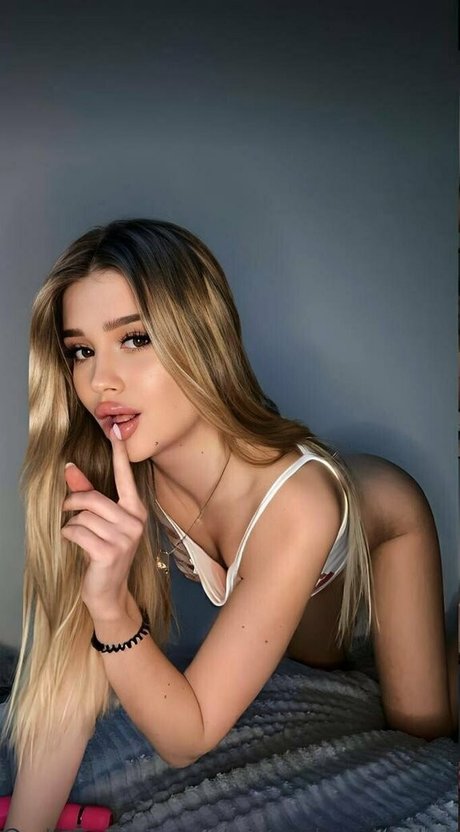 thai ladyboy onlyfans free naked img