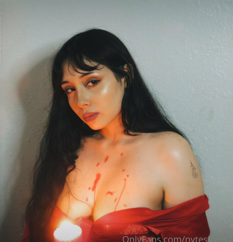 vixyn97 sex pornstar pictures