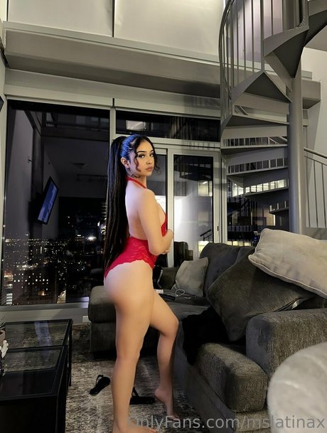 mslatinax model nude photos