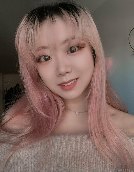 pearlpeony hd pornstar pics