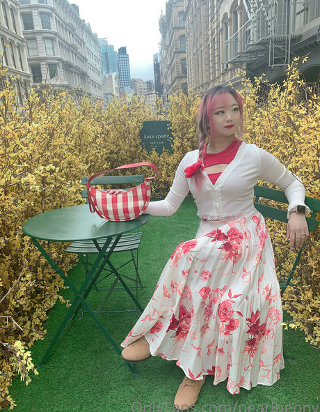 pearlpeony pornographic actress photo