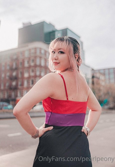 pearlpeony xxx actress picture