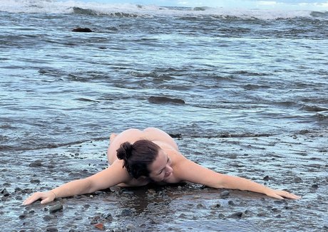 boobStruggle pornstar pretty pic