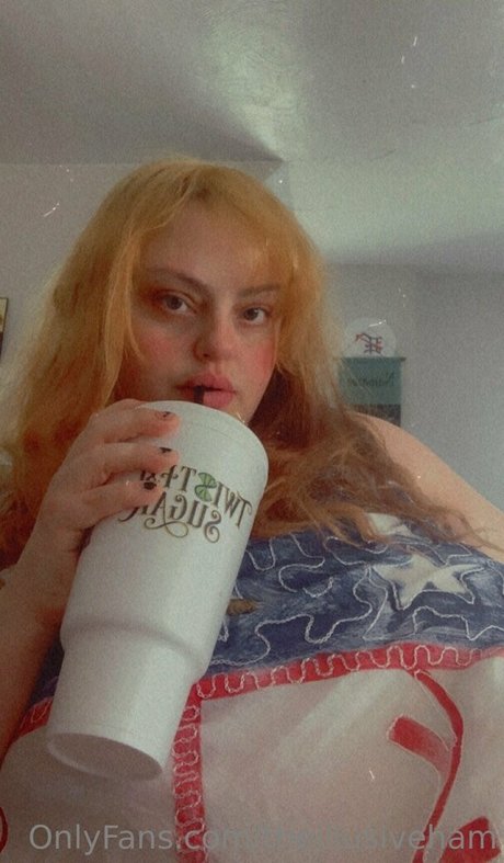 theillusiveham naked actress img