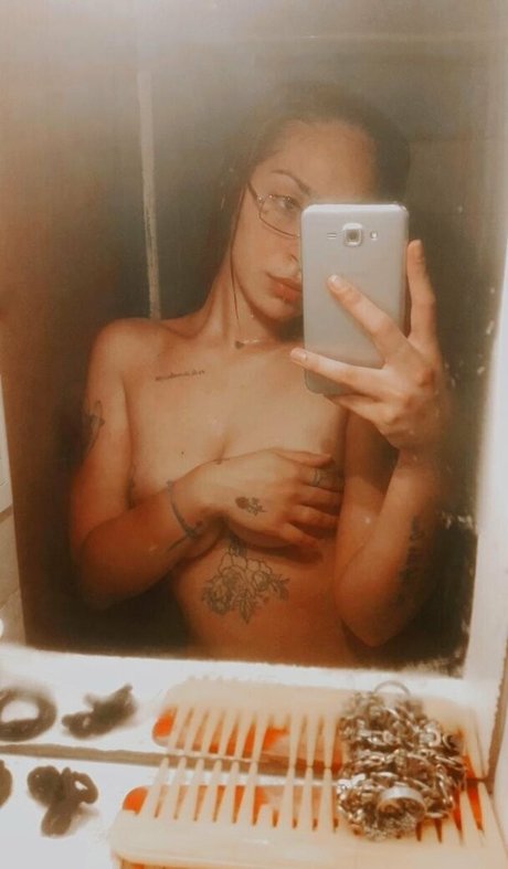 ornellaalvarez beautiful star pictures