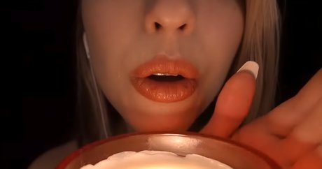 FrivolousFox ASMR pretty star pictures