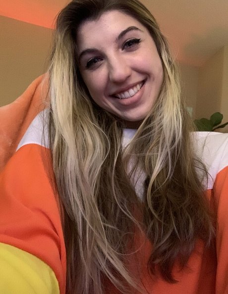 FrivolousFox ASMR star perfect images