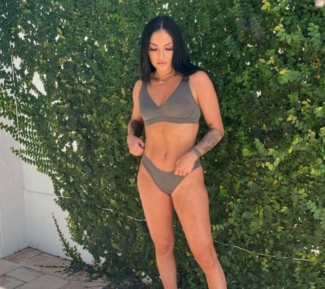 Sonya Deville star porn pics