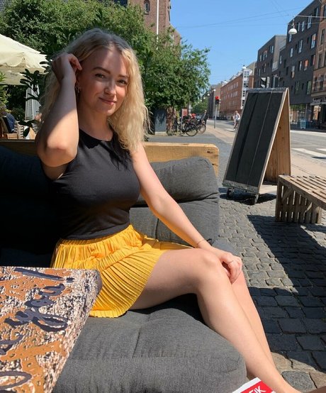 Mimi Lintrup model hd photo