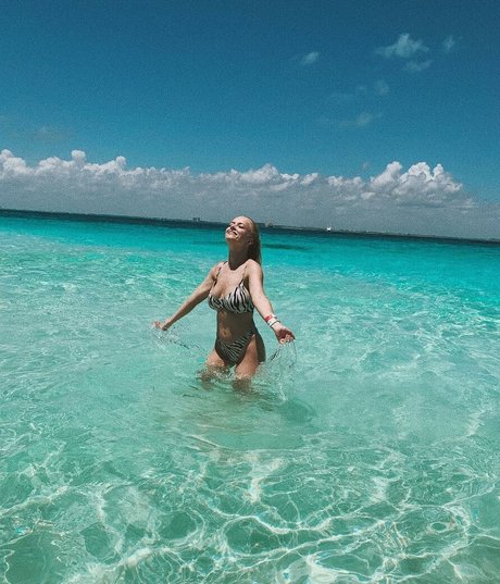 Mimi Lintrup free star image