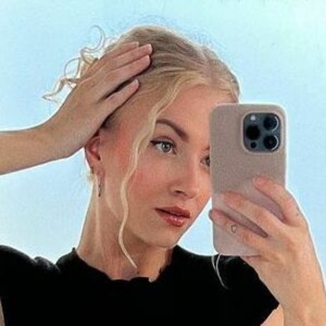 Mimi Lintrup hd star image