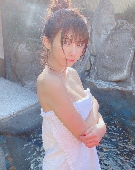 Enako star nude images