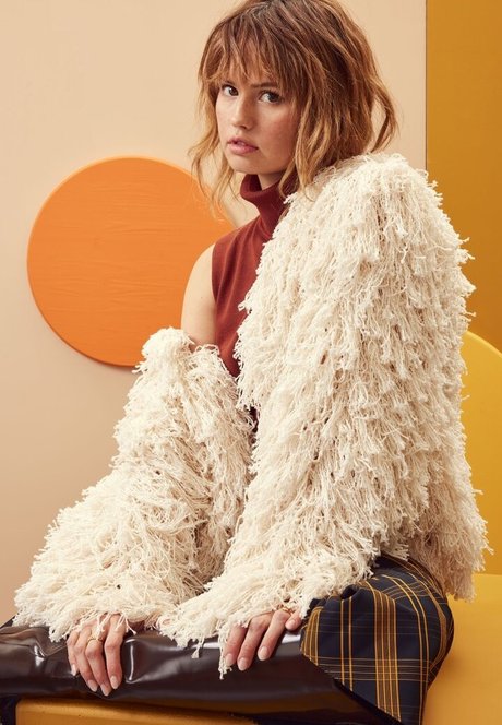 Debby Ryan model art img