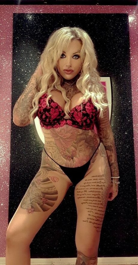 Nevaeh Heaven sexy pornstar archive