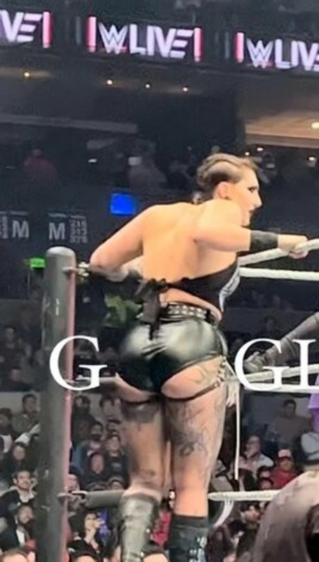 Rhea Ripley pornstar top pictures