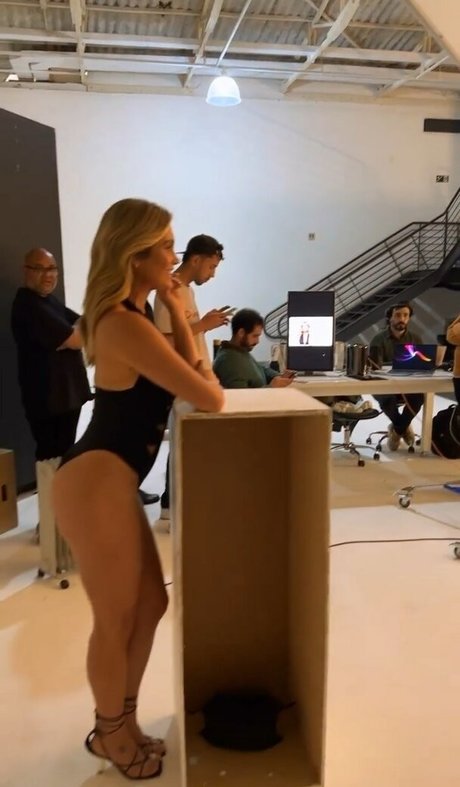 Flavia Alessandra high quality star photos