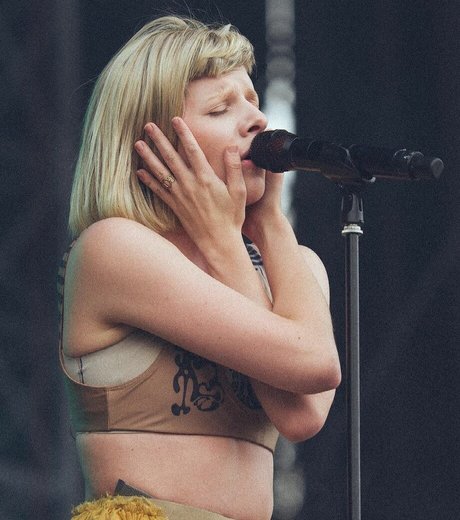 Aurora Aksnes star hd image