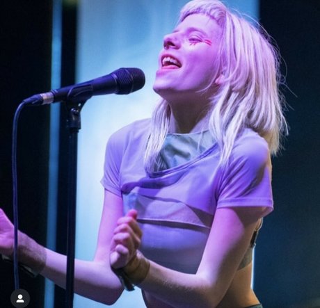 Aurora Aksnes best actress photo