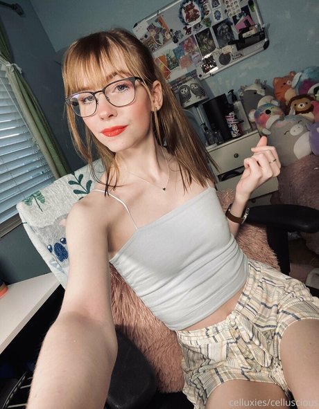 lanieluxx beautiful pornstar pics