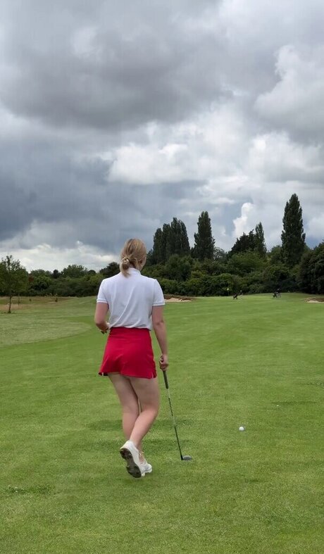 Anna Halliday sexy star img