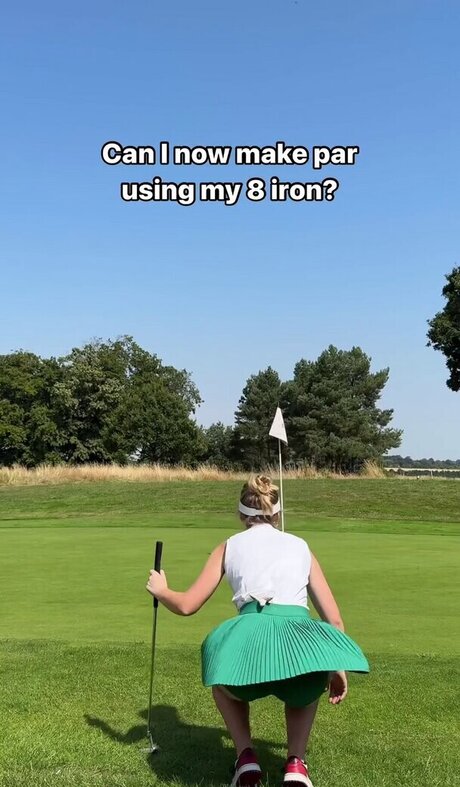 Anna Halliday porn actress pic