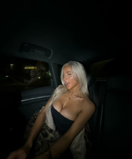 asian twin onlyfans hot sexy picture