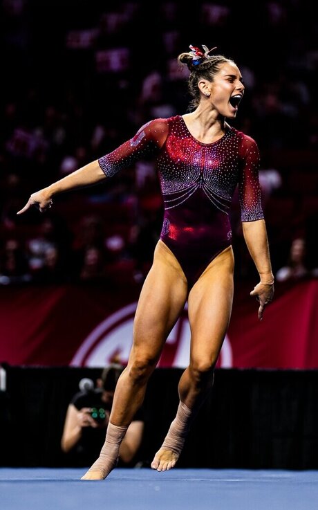 Jordan Bowers star free pics