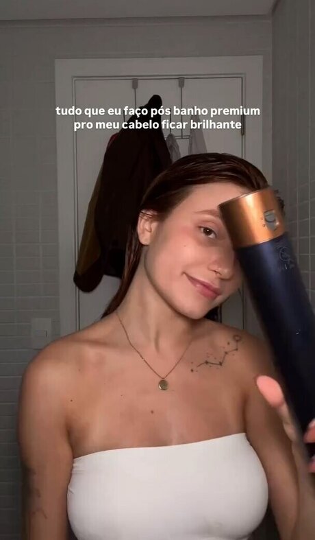 Liv Resenhas star hot gallery