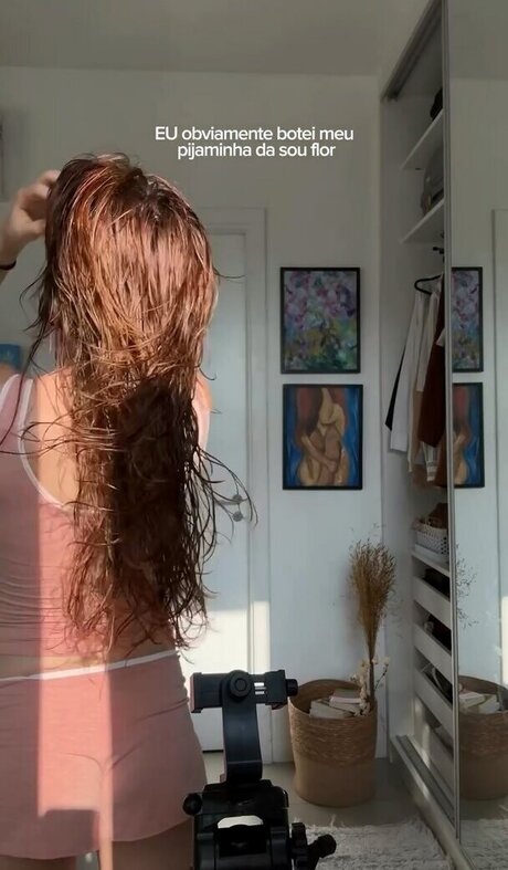 Liv Resenhas naked actress galleries