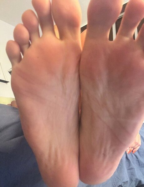 lickandysoles hd actress gallery